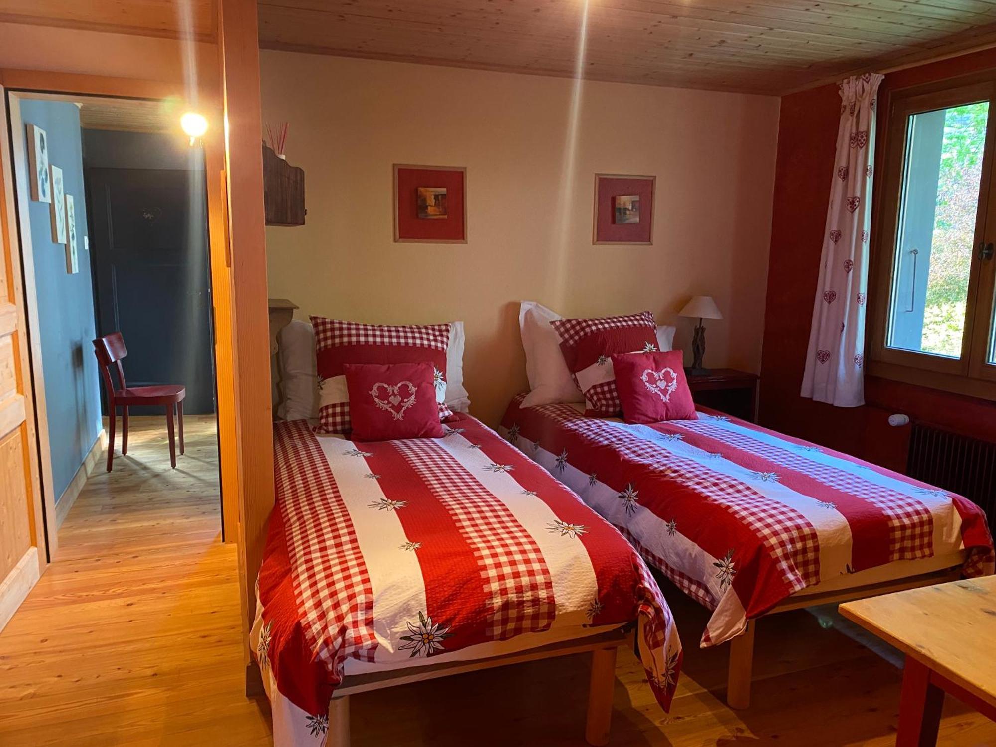 Bed and Breakfast La Demeure Des Elfes Albinen Exterior foto
